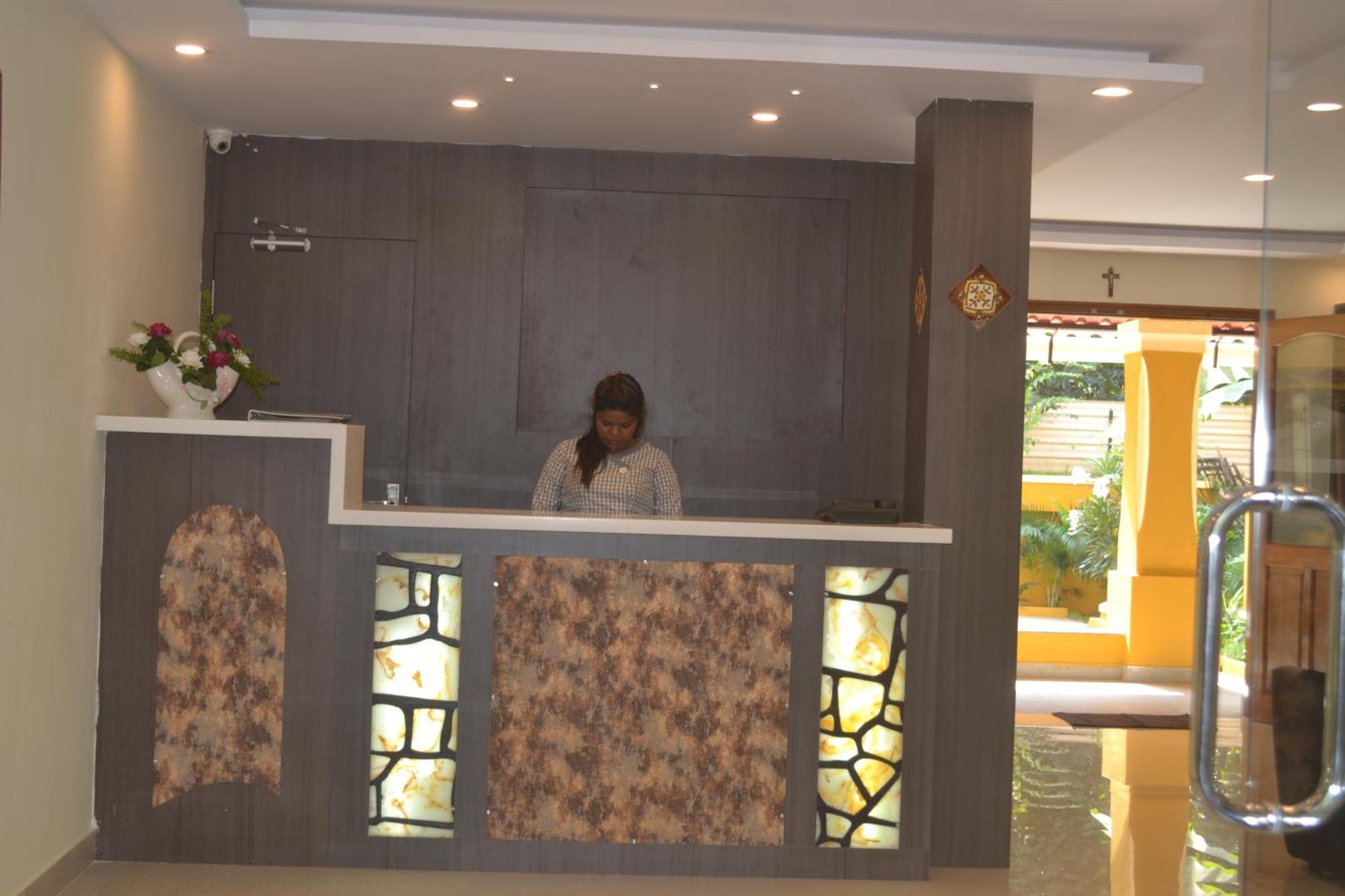 The Majorda Pristinne Hotel Екстер'єр фото